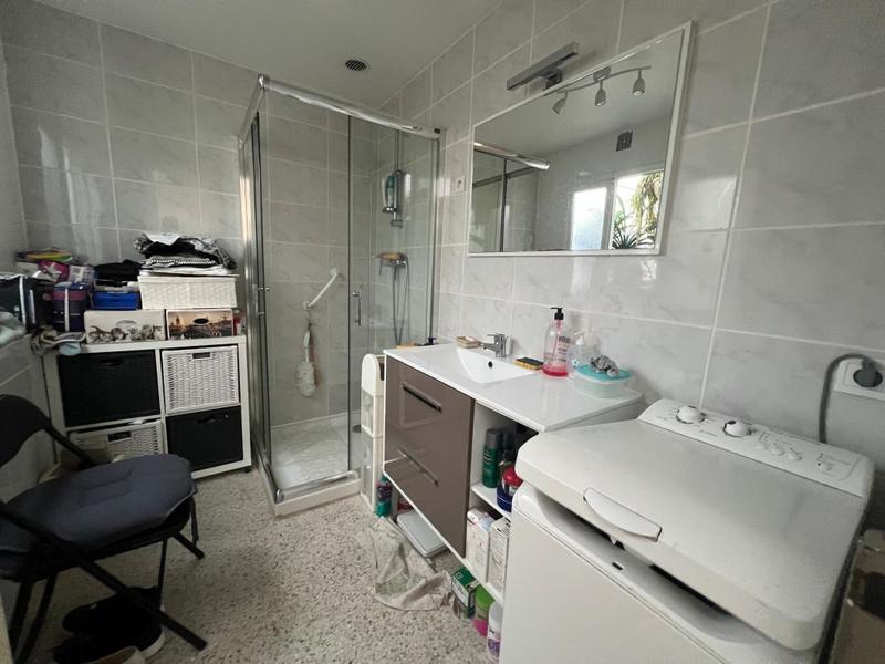 Maison - 99 m² - 5 pièces