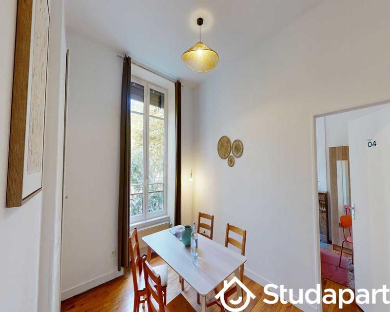 Chambre - 27 m² - 1 pièce