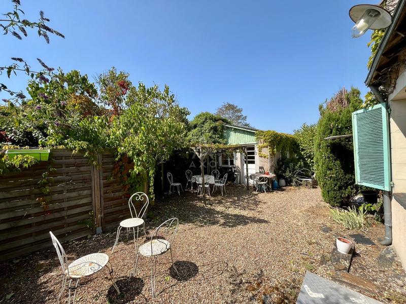 Maison - 140 m² - 6 pièces