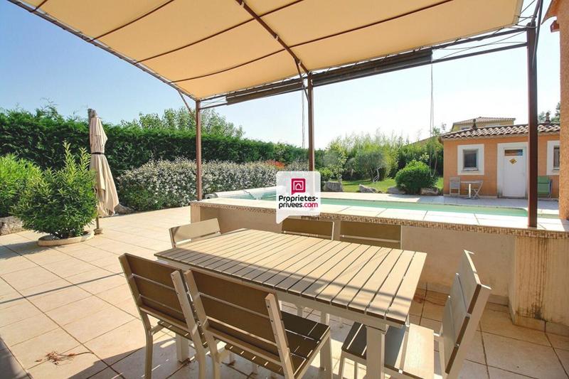 Maison - 181 m² - 6 pièces