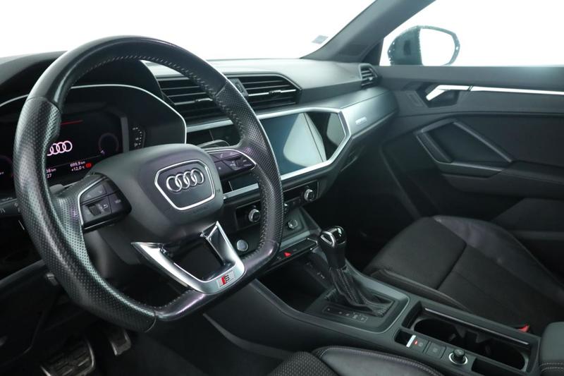 Audi Q3 40 Tdi s line Quattro s tronic 7 190 ch