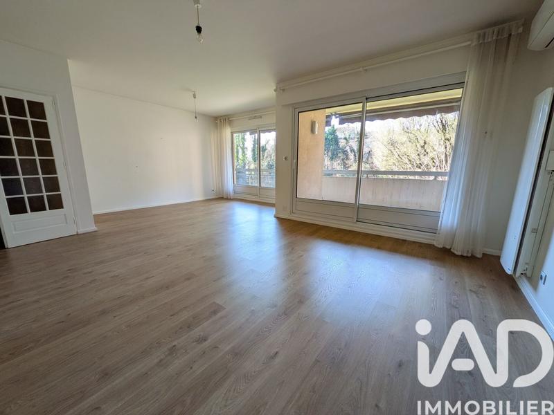 Appartement - 105 m² - 5 pièces