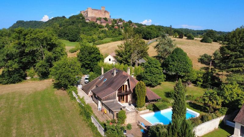 Maison - 170 m² - 7 pièces