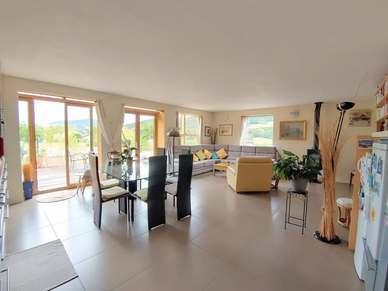 Maison - 131 m² - 3 pièces