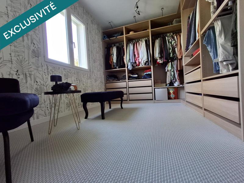 Villa - 200 m² - 9 pièces