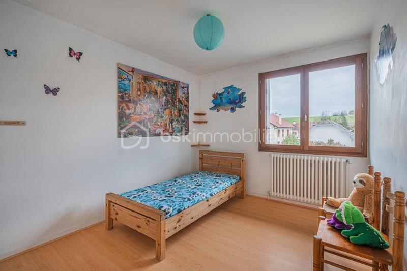 Appartement - 99 m² - 5 pièces