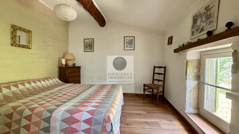 Maison - 214 m² - 10 pièces