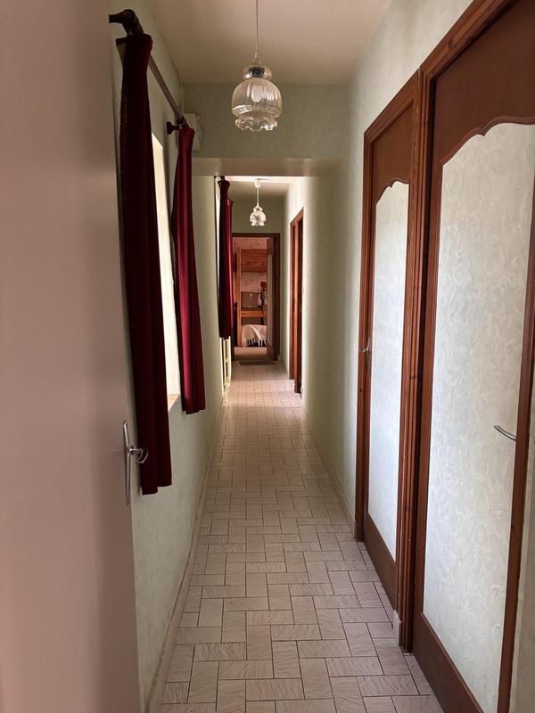 Maison - 100 m² - 5 pièces