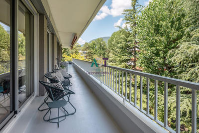 Appartement - 140 m² - 5 pièces