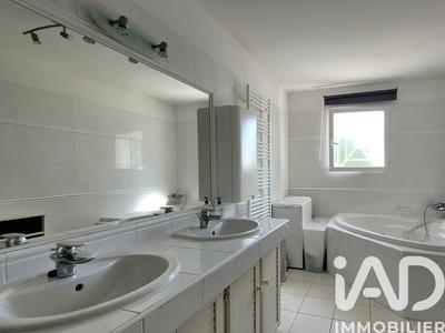 Maison - 112 m² - 4 pièces