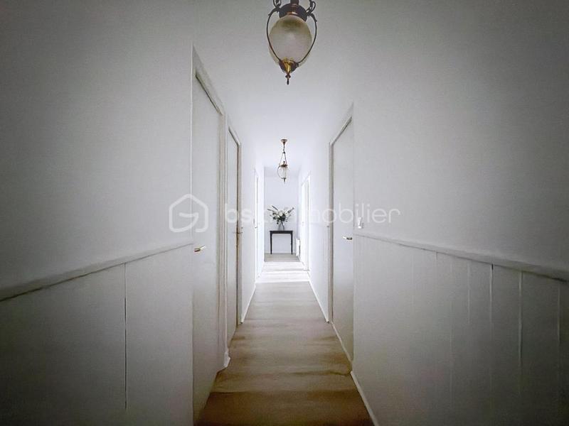 Appartement - 128 m² - 6 pièces