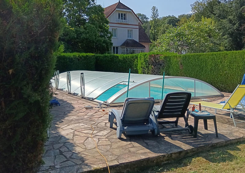 Maison - 308 m² - 12 pièces