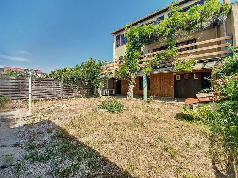 Maison - 186 m² - 5 pièces