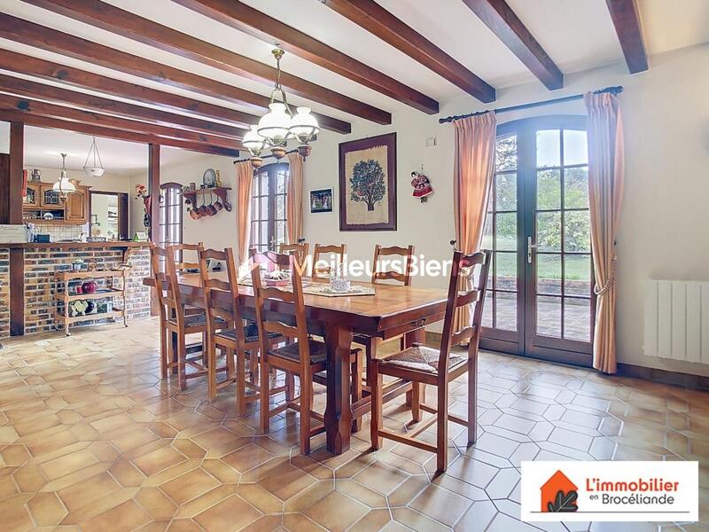 Maison - 205 m² - 4 pièces