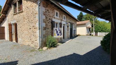 Maison - 150 m² - 5 pièces