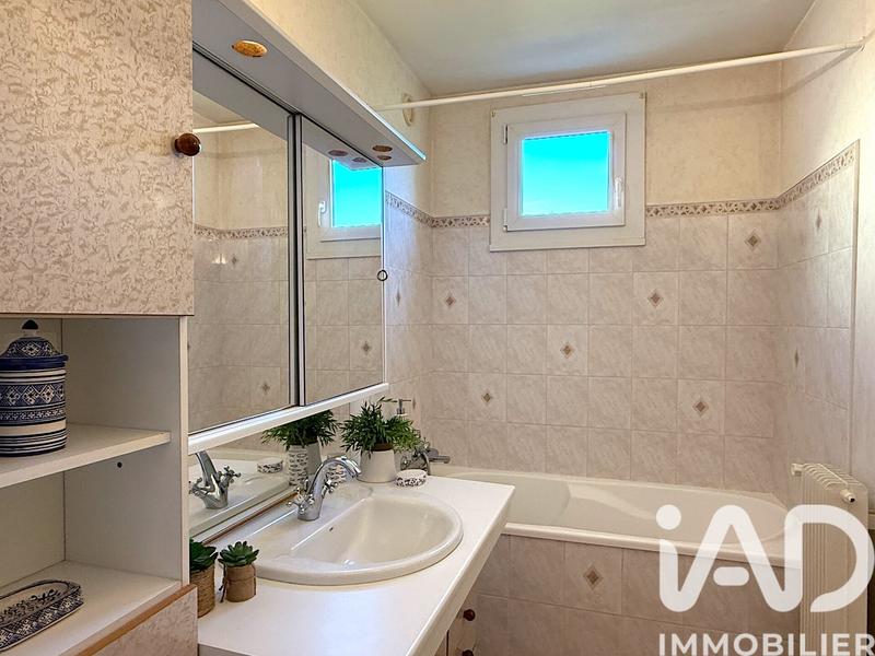 Appartement - 82 m² - 4 pièces