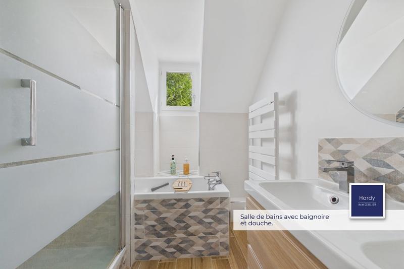 Maison - 144 m² - 6 pièces