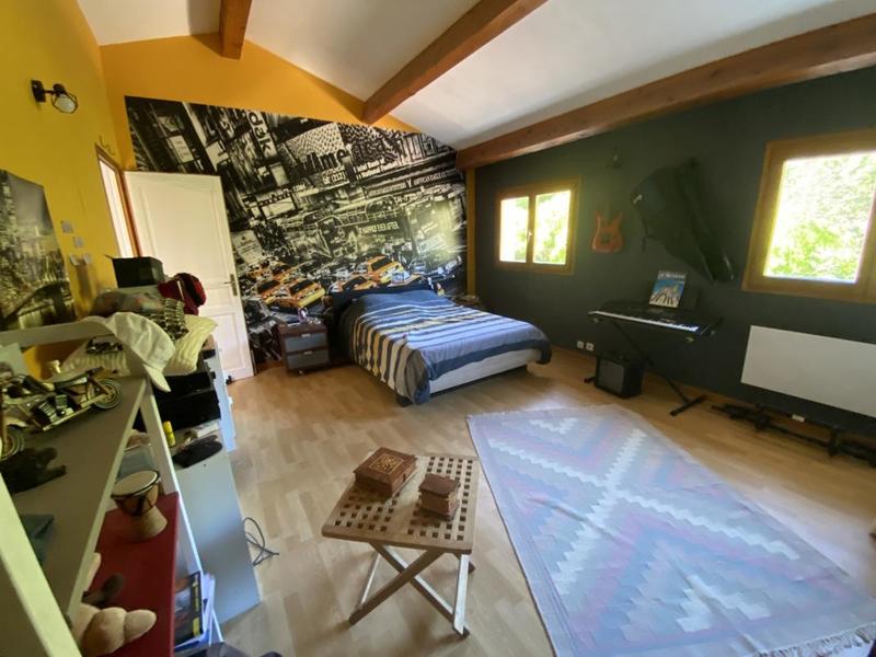 Maison - 146 m² - 6 pièces