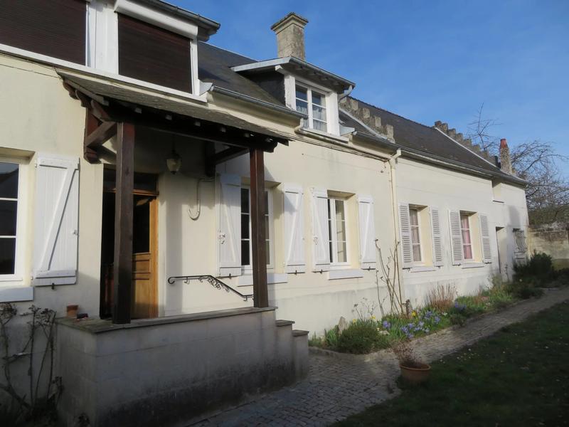 Maison - 152 m² - 8 pièces