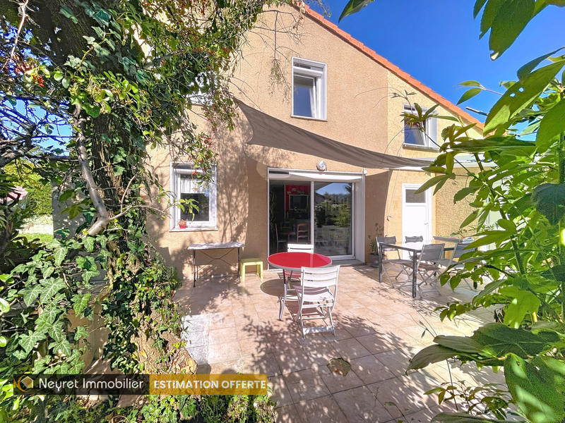 Maison - 103 m² - 5 pièces