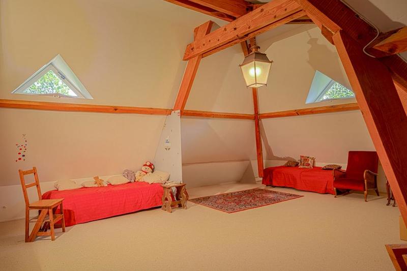 Maison - 206 m² - 6 pièces