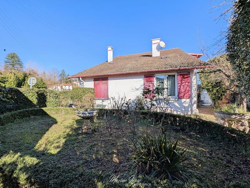 Maison - 186 m² - 7 pièces