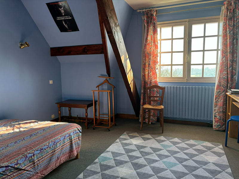 Maison - 275 m² - 10 pièces