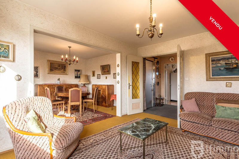 Appartement - 127 m² - 6 pièces