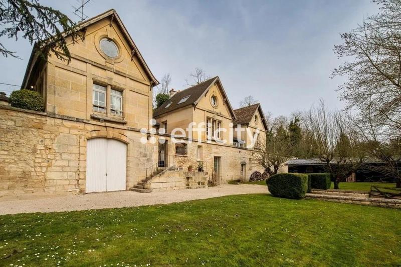 Château - 481 m² - 12 pièces