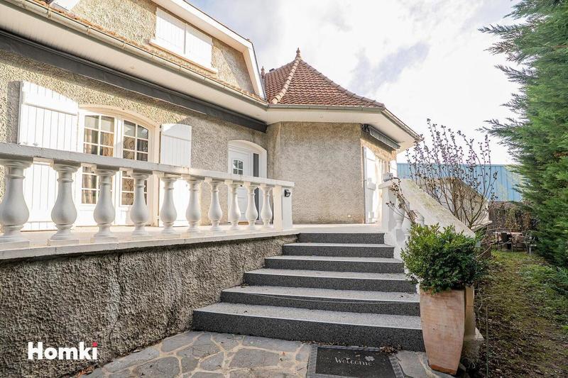 Maison - 127 m² - 6 pièces