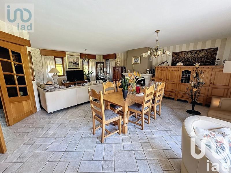 Maison - 185 m² - 8 pièces