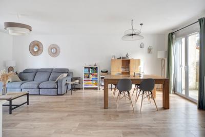 Maison - 107 m² - 4 pièces