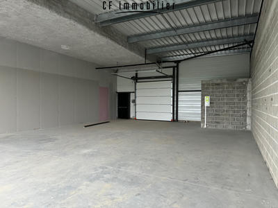 Local commercial - 145 m² - 1 pièce