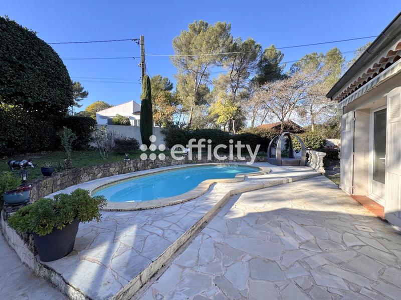 Villa - 130 m² - 5 pièces