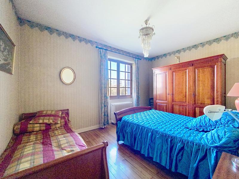 Maison traditionnelle - 130 m² - 5 pièces