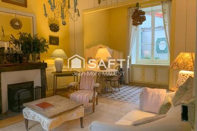 Maison - 166 m² - 7 pièces