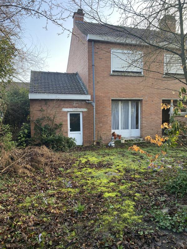 Maison traditionnelle - 83 m² - 4 pièces