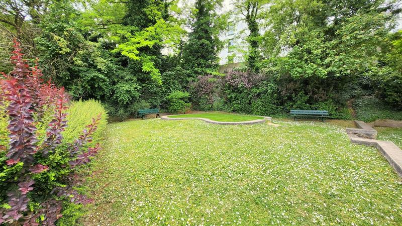 Appartement - 65 m² - 4 pièces