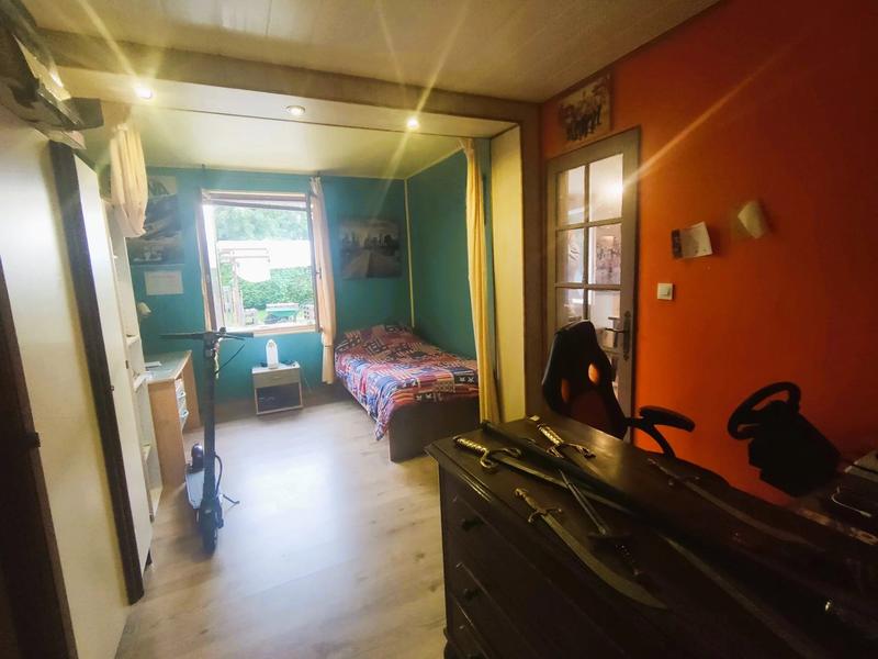 Maison - 98 m² - 4 pièces