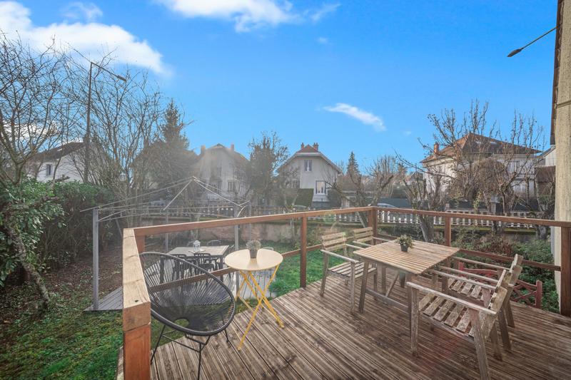 Maison - 115 m² - 6 pièces