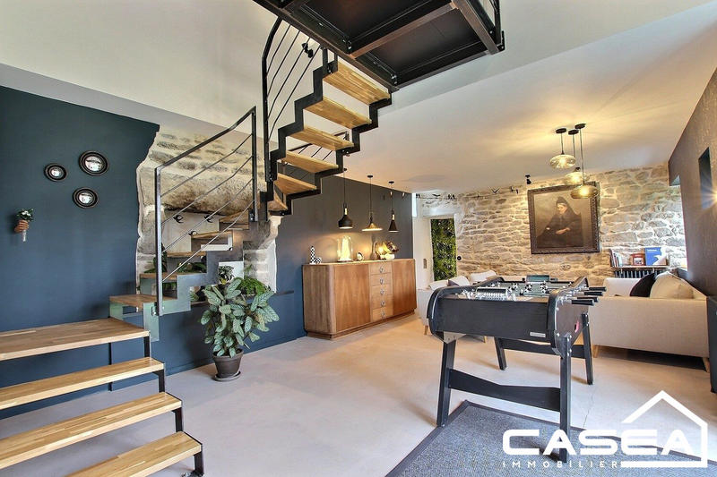 Maison ancienne - 326 m² - 14 pièces