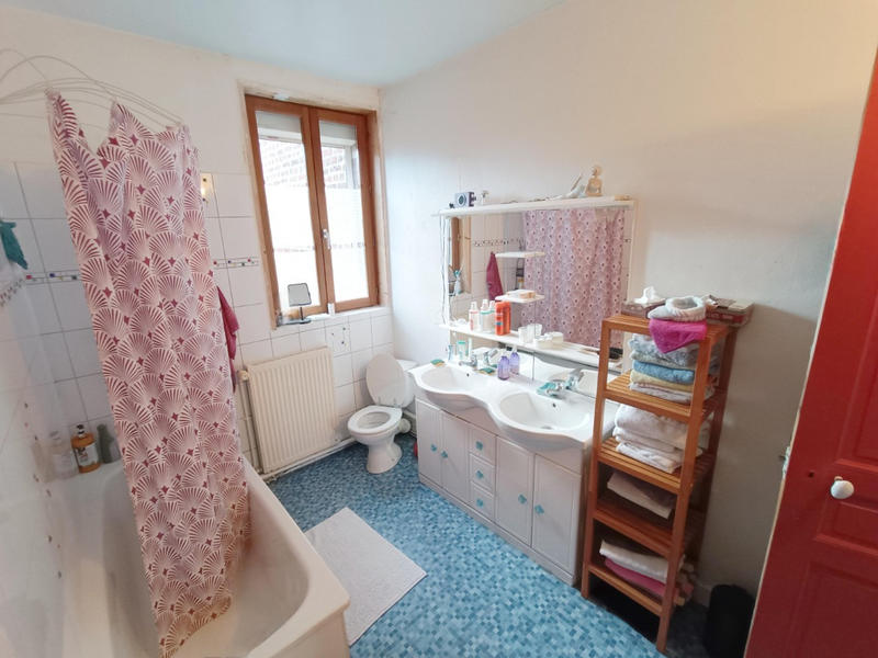 Maison - 95 m² - 5 pièces