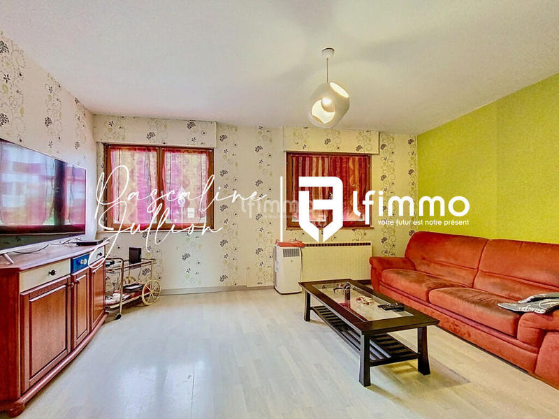 Maison - 167 m² - 9 pièces