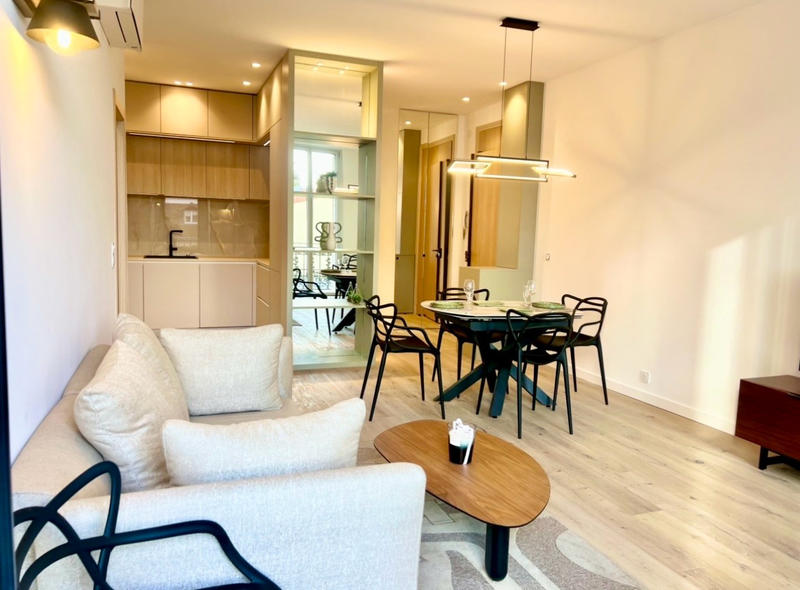 Appartement - 89 m² - 4 pièces