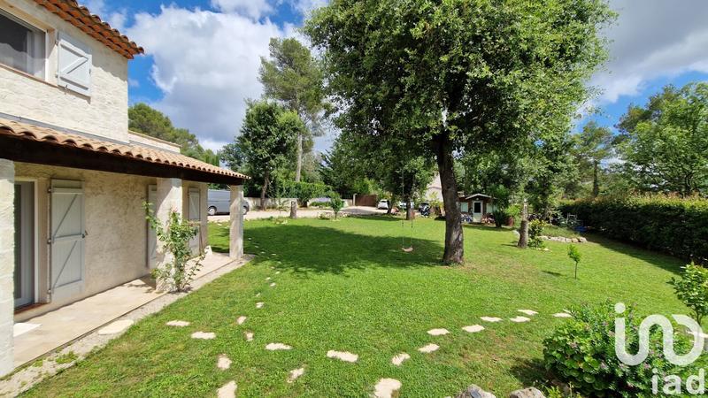 Maison - 217 m² - 7 pièces