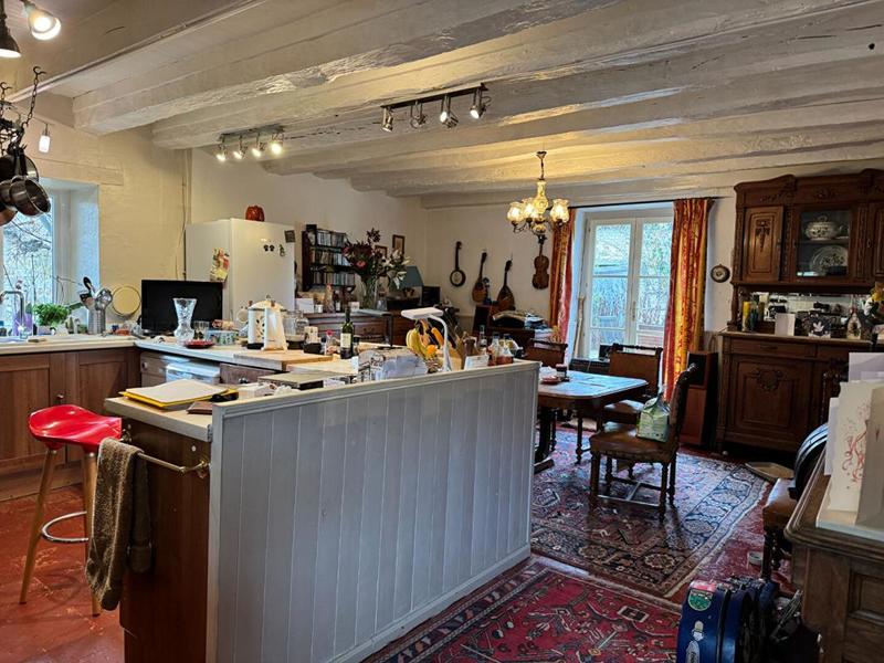 Maison - 280 m² - 7 pièces