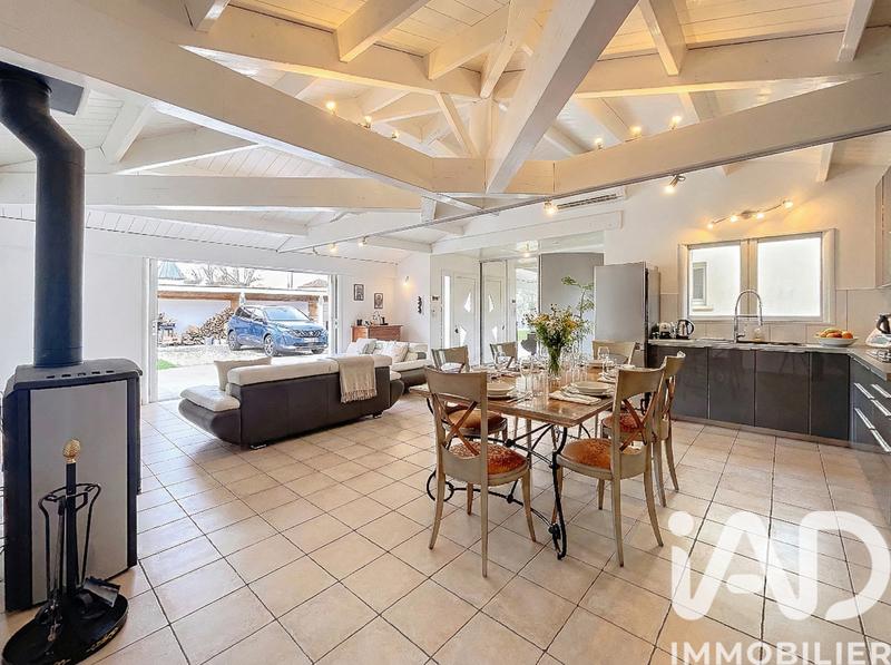 Maison de village - 212 m² - 8 pièces