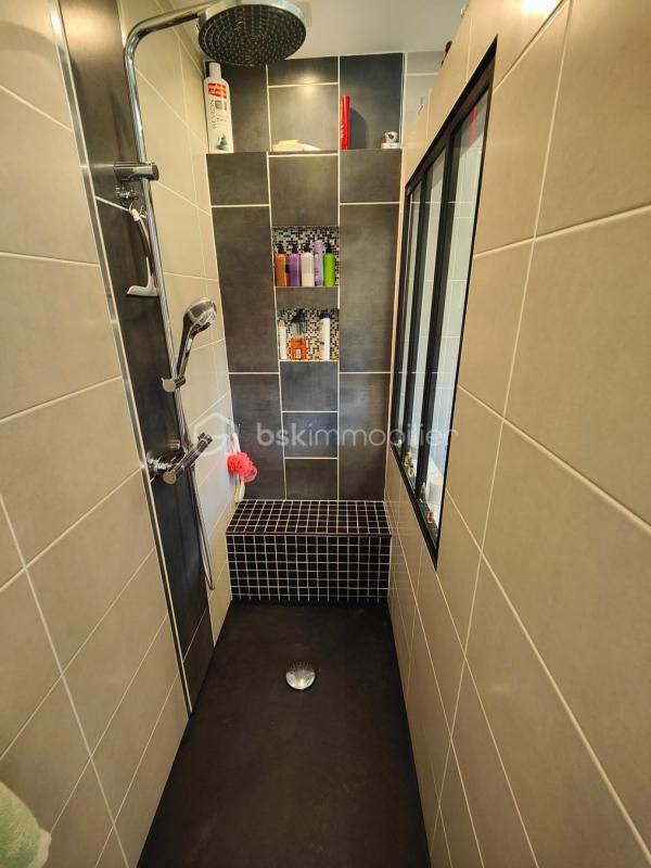 Villa - 169 m² - 6 pièces