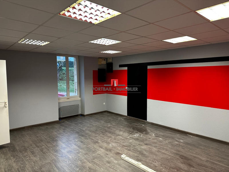 Local commercial - 65 m² - 3 pièces