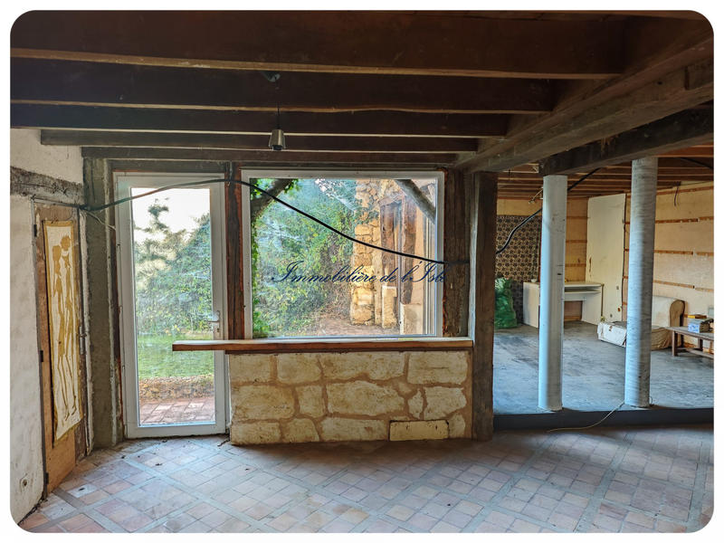 Maison - 208 m² - 4 pièces